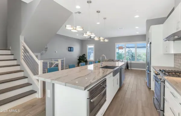 1717 E MORTEN Avenue #49, Phoenix, AZ 85020