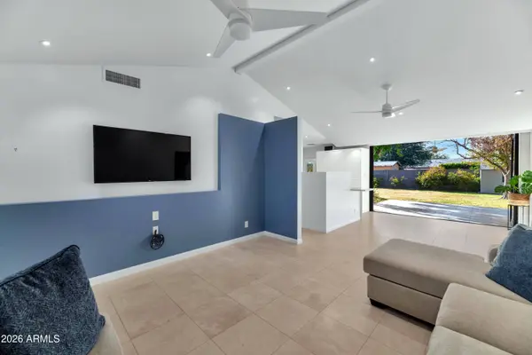 2323 E DEVONSHIRE Avenue, Phoenix, AZ 85016