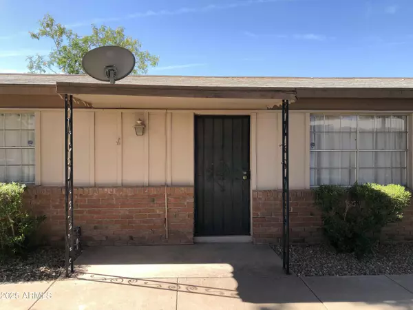 903 N REVERE -- #B, Mesa, AZ 85201