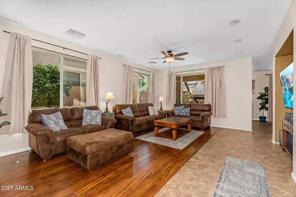 4355 E CULLUMBER Street, Gilbert, AZ 85234