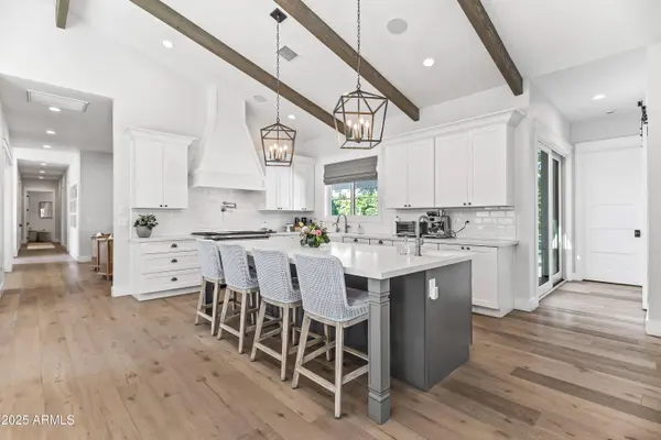 3616 N 54TH Place, Phoenix, AZ 85018
