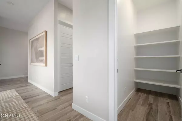 4533 E MONTECITO Avenue, Phoenix, AZ 85018