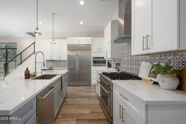 4533 E MONTECITO Avenue, Phoenix, AZ 85018