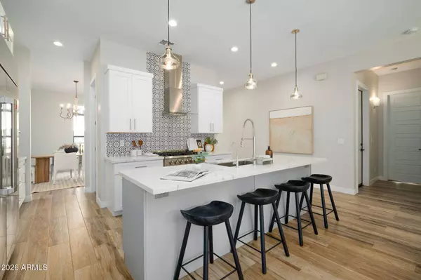 4533 E MONTECITO Avenue, Phoenix, AZ 85018