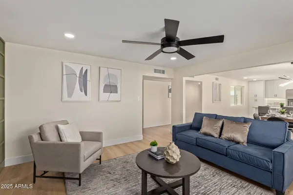 3826 W DAVIDSON Lane, Phoenix, AZ 85051