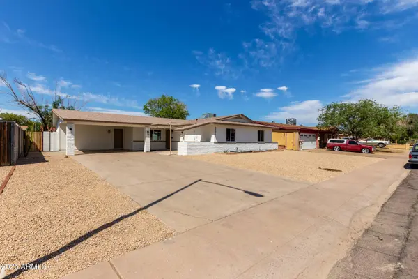 3826 W DAVIDSON Lane, Phoenix, AZ 85051