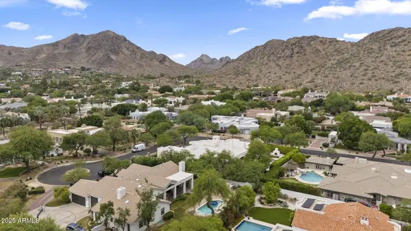 4702 E SANNA Street, Phoenix, AZ 85028