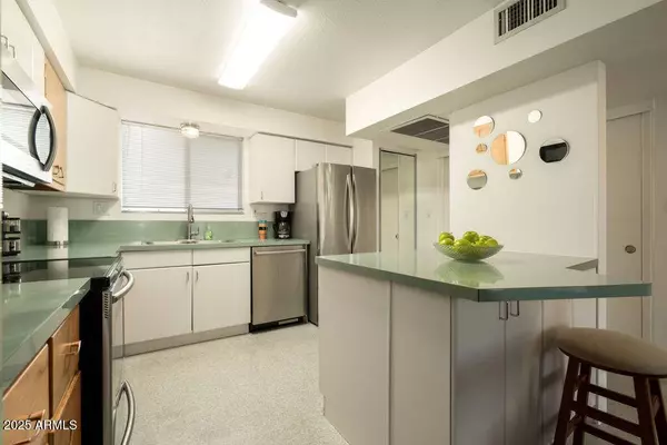 6936 E 4TH Street #5, Scottsdale, AZ 85251