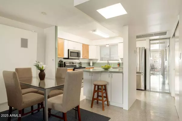 6936 E 4TH Street #5, Scottsdale, AZ 85251