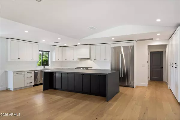 3612 E PIERSON Street, Phoenix, AZ 85018