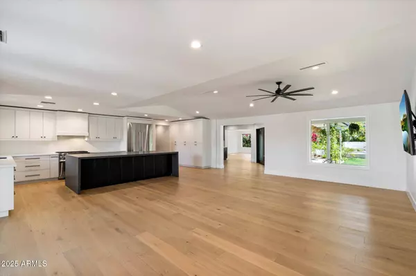 3612 E PIERSON Street, Phoenix, AZ 85018