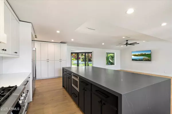 3612 E PIERSON Street, Phoenix, AZ 85018