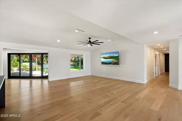 3612 E PIERSON Street, Phoenix, AZ 85018