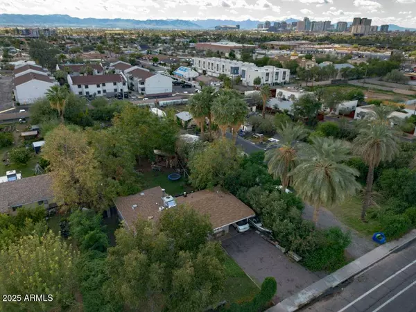 1717 E OAK Street, Phoenix, AZ 85006