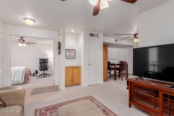 8787 E MOUNTAIN VIEW Road #2014, Scottsdale, AZ 85258