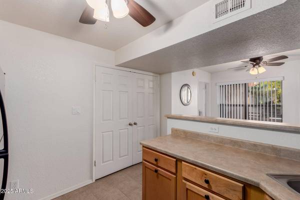 8787 E MOUNTAIN VIEW Road #2014, Scottsdale, AZ 85258