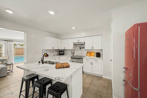 2708 N 26TH Place, Phoenix, AZ 85008