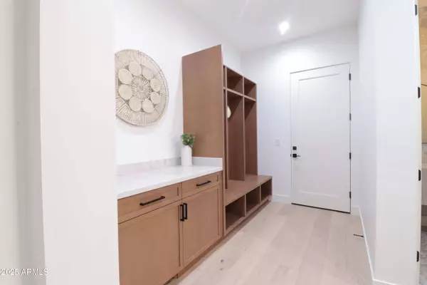 3113 N 41ST Place, Phoenix, AZ 85018