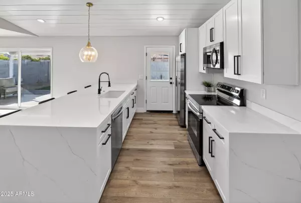 514 N 74TH Street, Scottsdale, AZ 85257