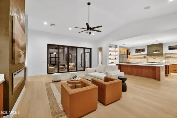 4434 E Mitchell Drive, Phoenix, AZ 85018