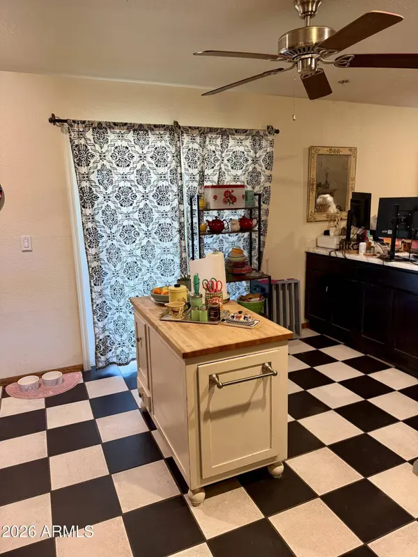 7543 E PAPAGO Drive, Scottsdale, AZ 85257