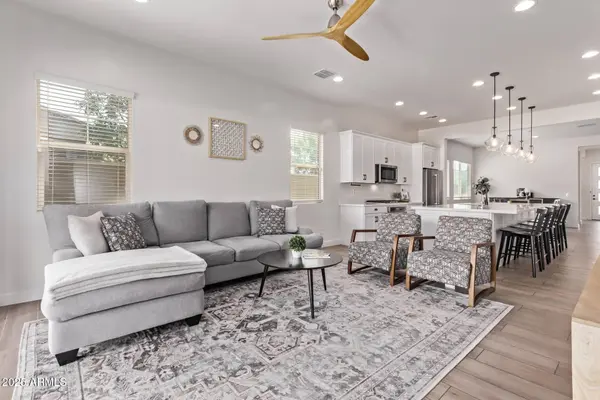 3031 S VALERIE Drive, Chandler, AZ 85286