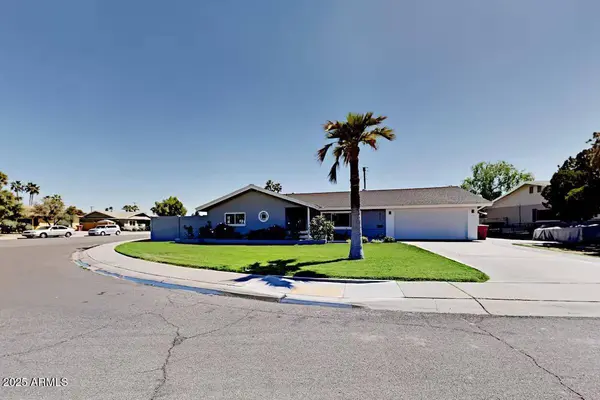8115 E Edgemont Avenue, Scottsdale, AZ 85257