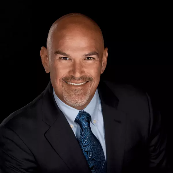 Jeff Hernandez, Scottsdale Realtor and Attorney