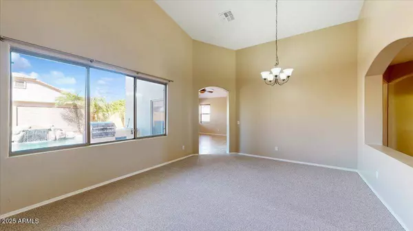 18016 W PORT ROYALE Lane, Surprise, AZ 85388