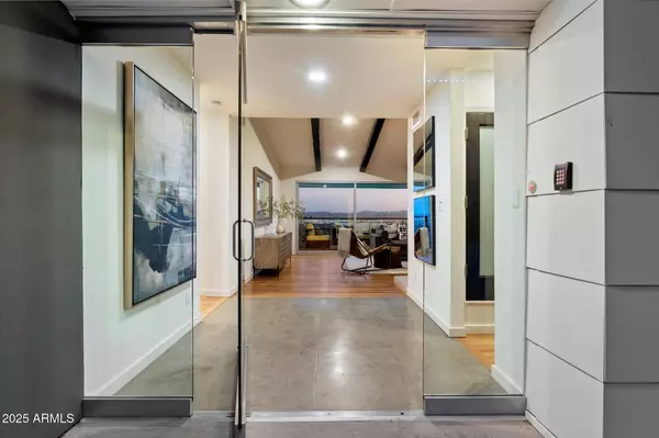 4959 E RED ROCK Drive, Phoenix, AZ 85018