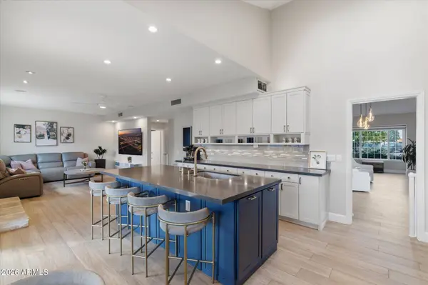 9055 E RIVIERA Drive, Scottsdale, AZ 85260
