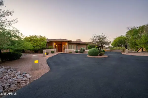 8780 N ARROYA GRANDE Drive, Phoenix, AZ 85028