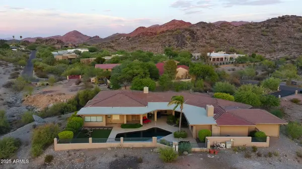 8780 N ARROYA GRANDE Drive, Phoenix, AZ 85028