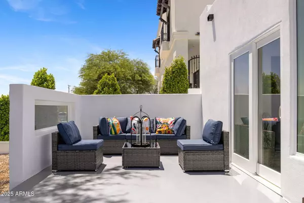 1624 E EL CAMINO Drive, Phoenix, AZ 85020