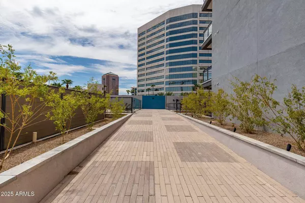 3131 N CENTRAL Avenue #3009, Phoenix, AZ 85012