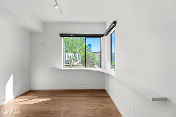 3131 N CENTRAL Avenue #3002, Phoenix, AZ 85012