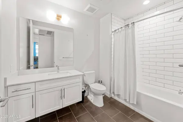 3131 N CENTRAL Avenue #3006, Phoenix, AZ 85012