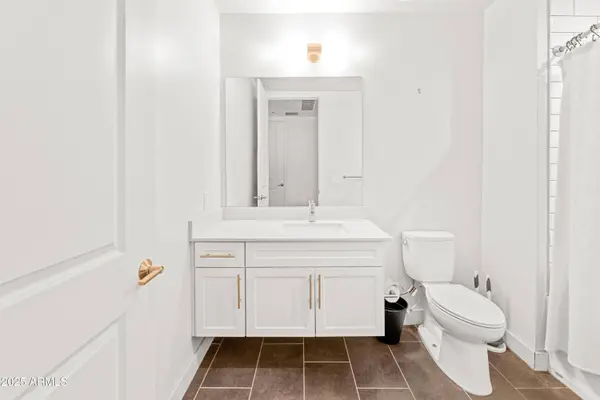 3131 N CENTRAL Avenue #3006, Phoenix, AZ 85012