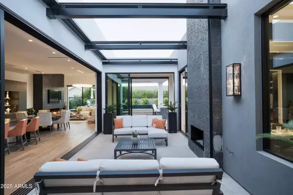 6914 E Cactus Wren Road, Paradise Valley, AZ 85253