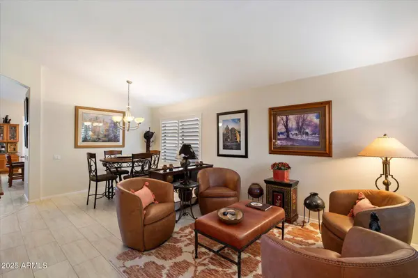 3042 E Roveen Avenue, Phoenix, AZ 85032