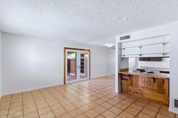 10208 N 8TH Place #B, Phoenix, AZ 85020