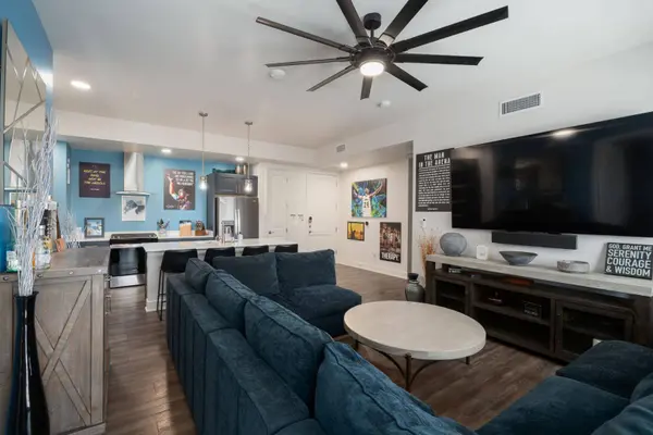 3131 N Central Avenue #Unit 4011, Phoenix, AZ 85012