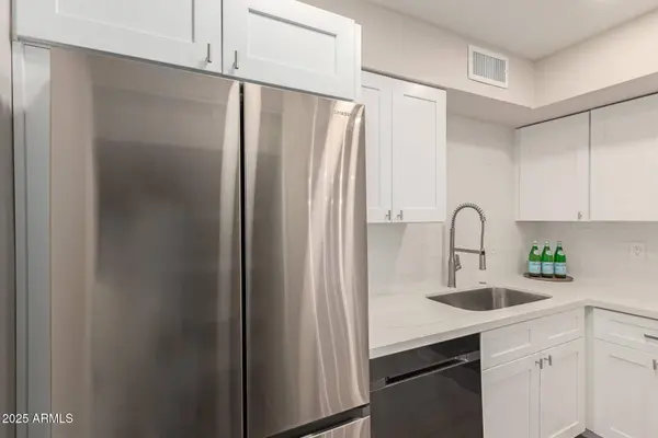 6004 N 79th Street, Scottsdale, AZ 85250