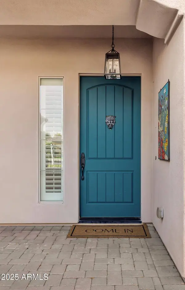 3076 E LA COSTA Drive, Gilbert, AZ 85298