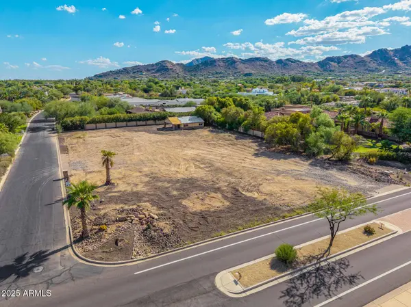 6601 E MOCKINGBIRD Lane #15, Paradise Valley, AZ 85253