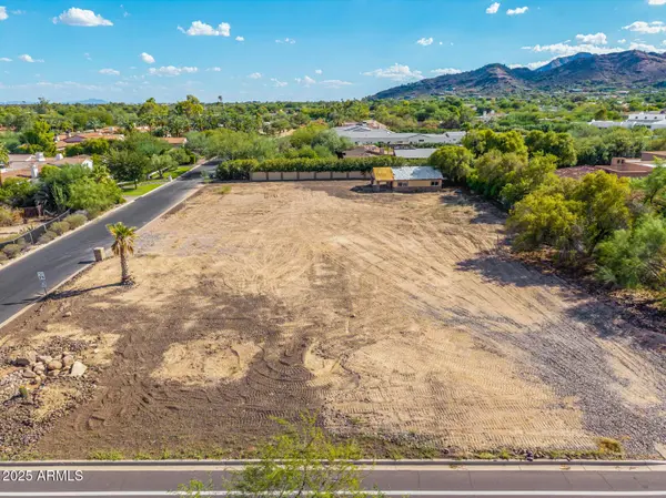 6601 E MOCKINGBIRD Lane #15, Paradise Valley, AZ 85253