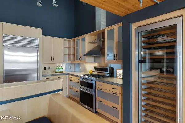 914 E OSBORN Road #402, Phoenix, AZ 85014