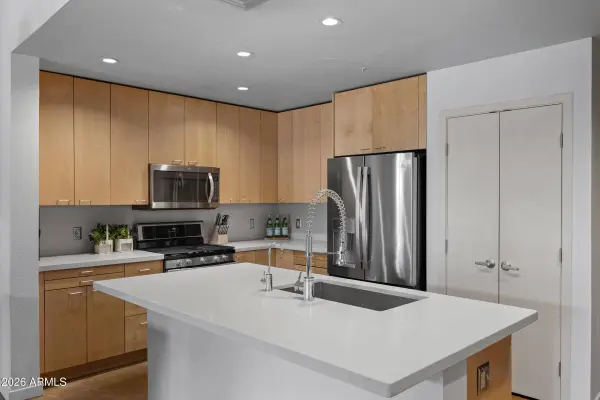914 E OSBORN Road #216, Phoenix, AZ 85014