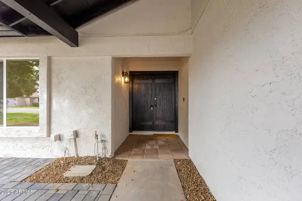 942 E DRIFTWOOD Drive, Tempe, AZ 85283