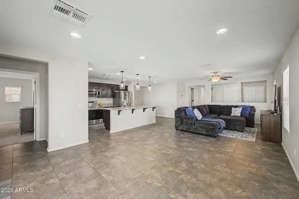 33421 N BOWLES Drive, San Tan Valley, AZ 85144